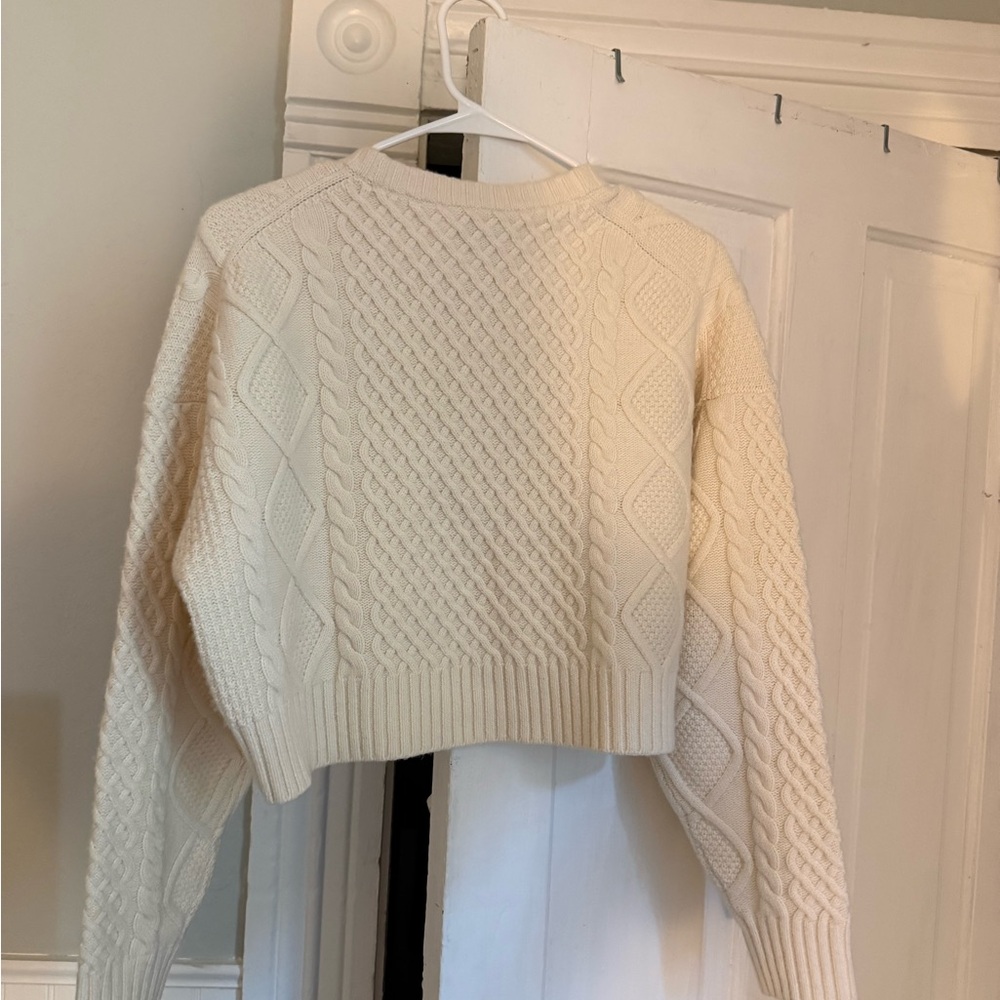 Sunday Best Aritzia Peggy cropped Cable Knit Sweater small - Picture 5 of 5